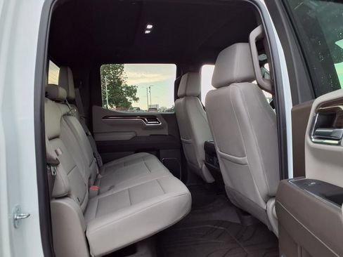 Used 2023 Chevrolet Silverado 1500 RST w/ Convenience Package II AWD/4WD image 28