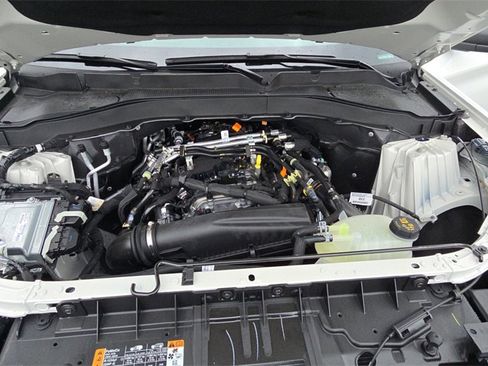 Used 2025 Ford Explorer Active w/ Active Comfort Package image 32