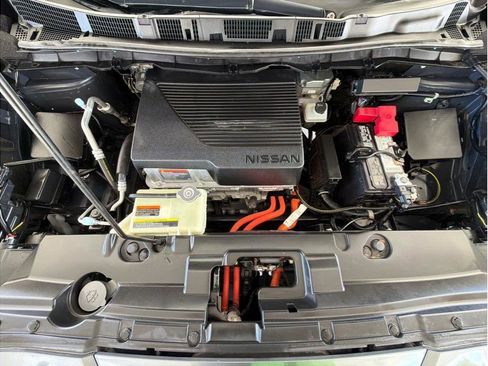 Used 2018 Nissan Leaf S w/ S Charge Package FWD image 30