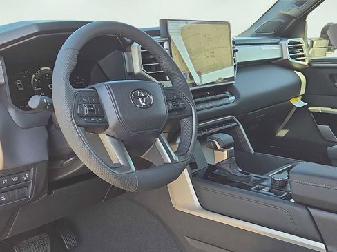 New 2026 Toyota Tundra Limited AWD/4WD image 8