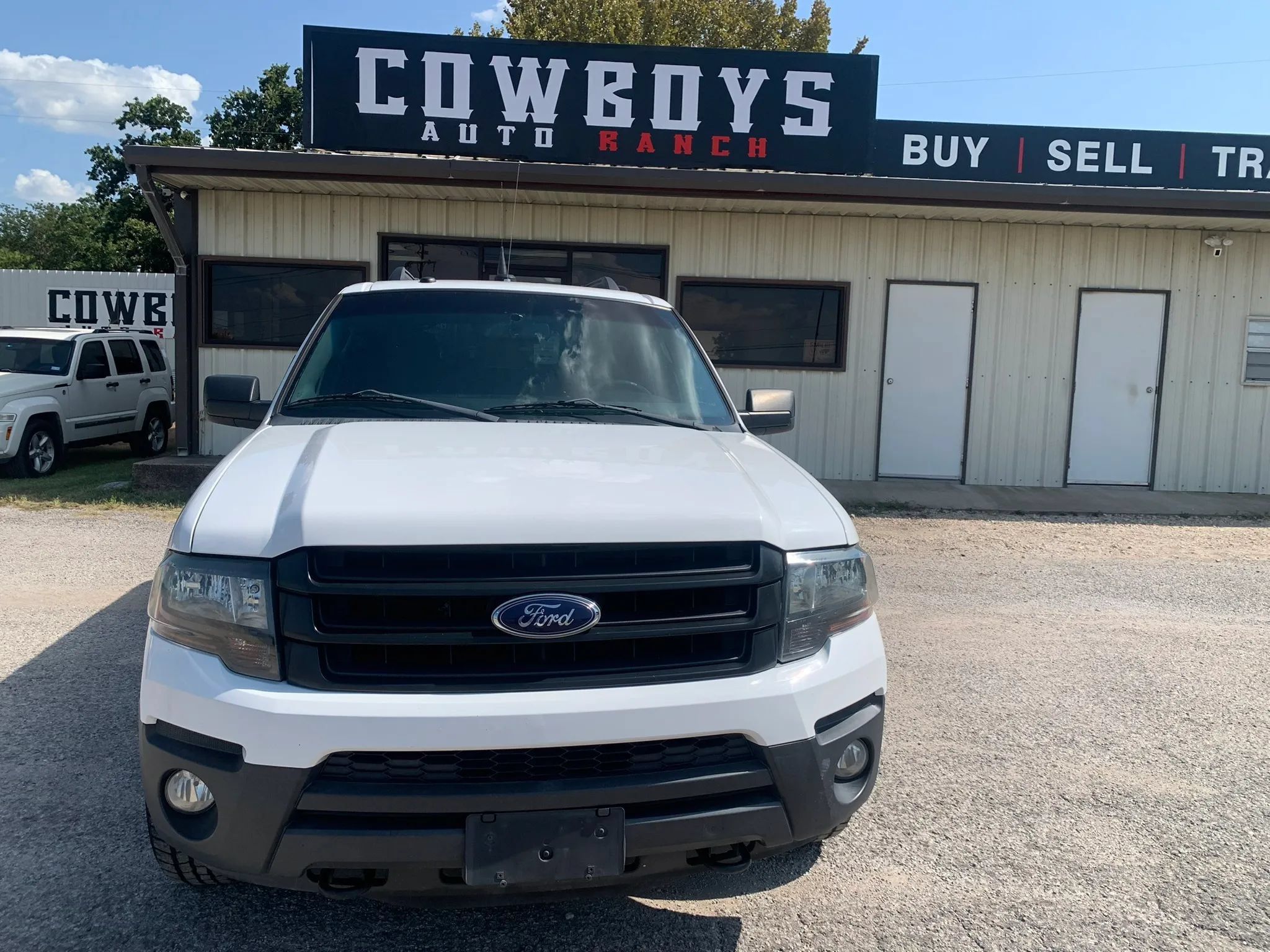 Used 2017 Ford Expedition XL w/ Fleet Convenience Package AWD/4WD image 5
