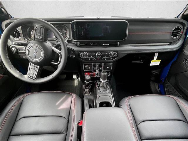 New 2026 Jeep Gladiator Rubicon w/ Steel Power Dome Hood Package AWD/4WD image 4