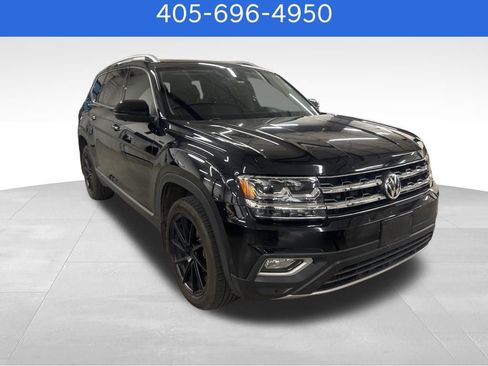 Used 2019 Volkswagen Atlas SEL Premium image 2