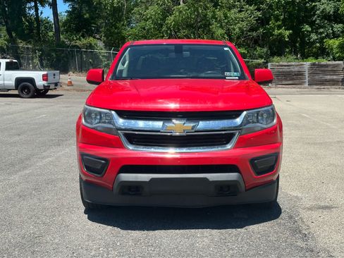 Used 2020 Chevrolet Colorado LT AWD/4WD image 2