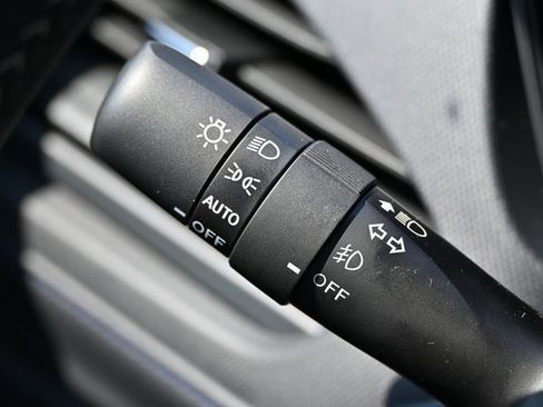 New 2025 Subaru Forester Premium image 33