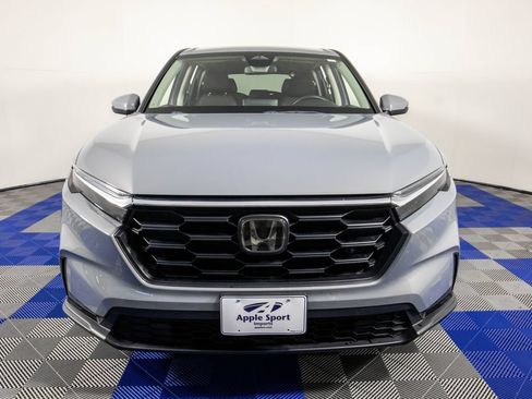 Used 2025 Honda CR-V LX image 3