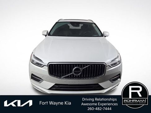 Used 2019 Volvo XC60 T5 Inscription w/ Protection Package AWD/4WD image 3