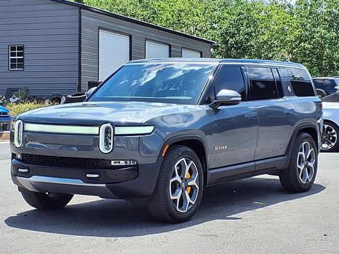 Used 2024 Rivian R1S Adventure AWD/4WD image 3