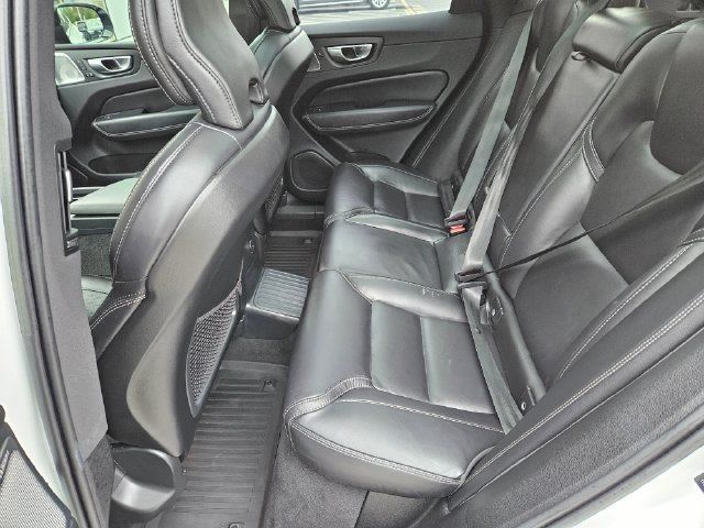 Certified 2023 Volvo XC60 T8 Ultimate w/ Protection Package AWD/4WD image 13