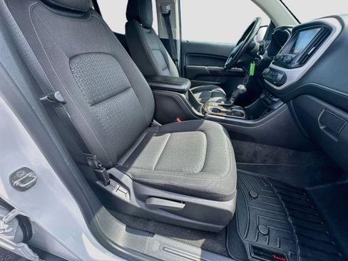 Used 2015 GMC Canyon SLE w/ SLE Convenience Package AWD/4WD image 30