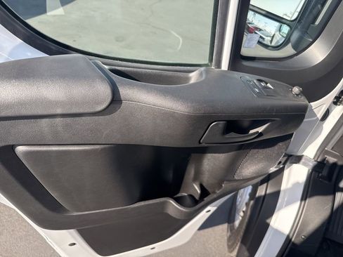 Used 2024 RAM ProMaster 3500 w/ Delivery Van Package image 19
