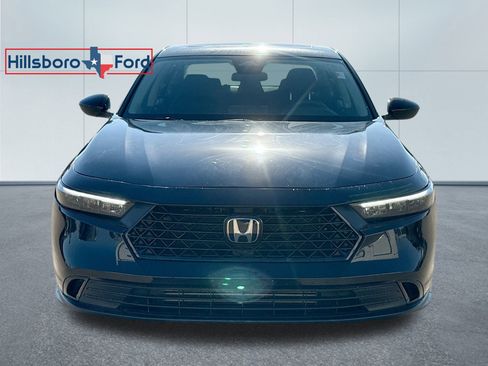 Used 2024 Honda Accord EX image 2