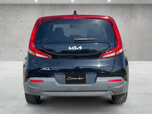 Used 2022 Kia Soul LX w/ Technology Package FWD image 15