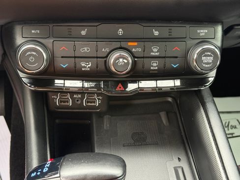 Used 2022 Dodge Durango R/T w/ Trailer Tow Group IV AWD/4WD image 18