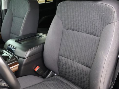 Used 2019 Chevrolet Tahoe LS image 14