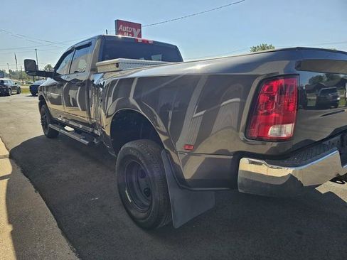 Used 2014 RAM 3500 Tradesman w/ Chrome Appearance Group image 7