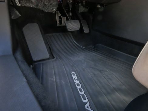 Used 2024 Honda Accord EX image 17