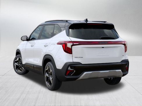 New 2025 Kia Seltos S image 8