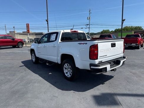Used 2022 Chevrolet Colorado LT w/ LT Convenience Package AWD/4WD image 5