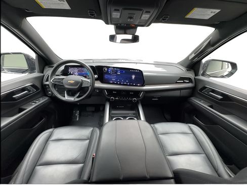 Used 2025 Chevrolet Tahoe LT AWD/4WD image 40