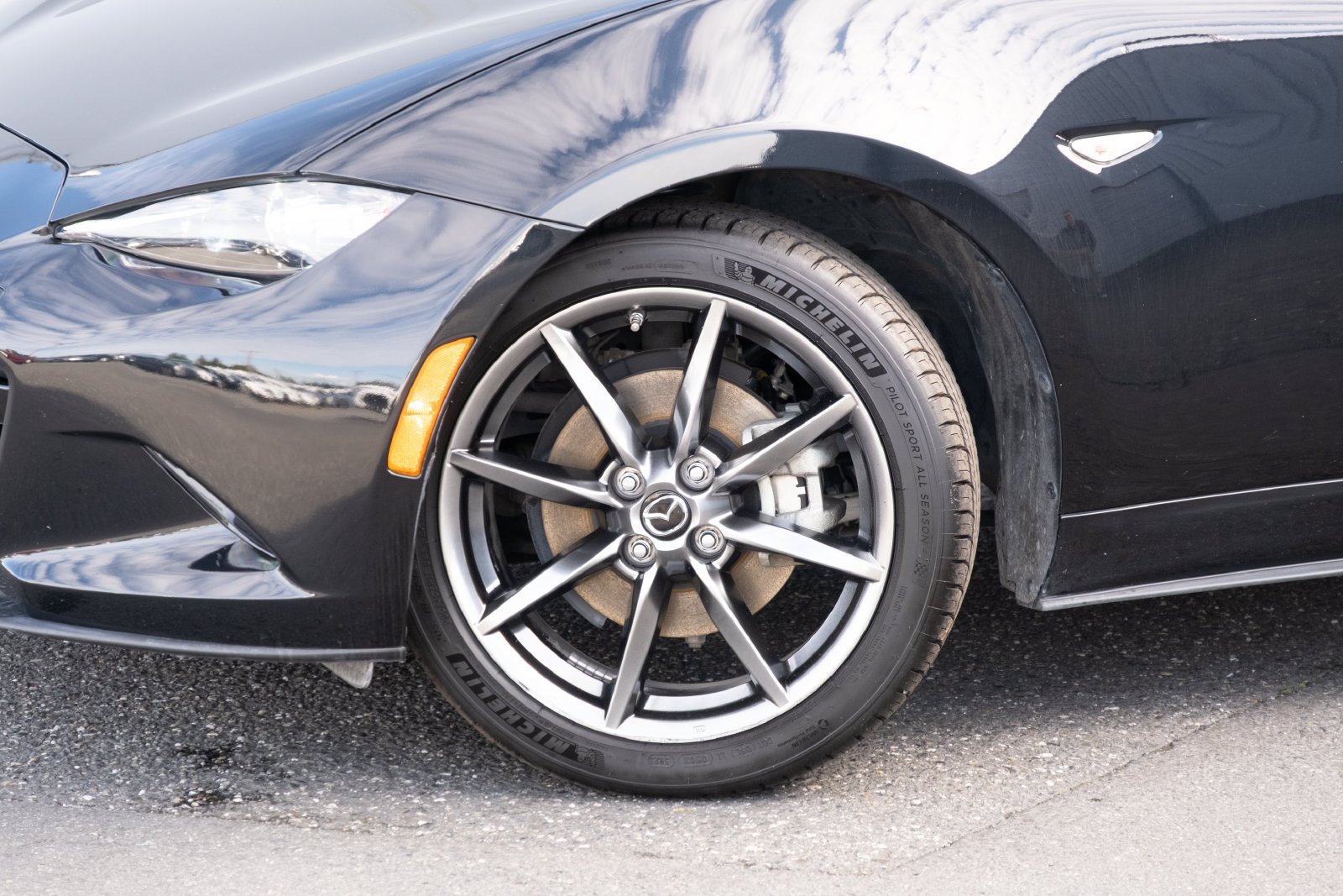 Used 2018 MAZDA MX-5 Miata RF Grand Touring RWD image 15