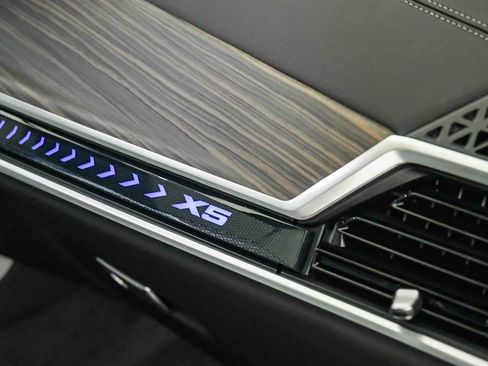 Used 2026 BMW X5 sDrive40i w/ Climate Comfort Package image 16