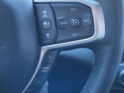 Used 2025 RAM 1500 Big Horn AWD/4WD image 13