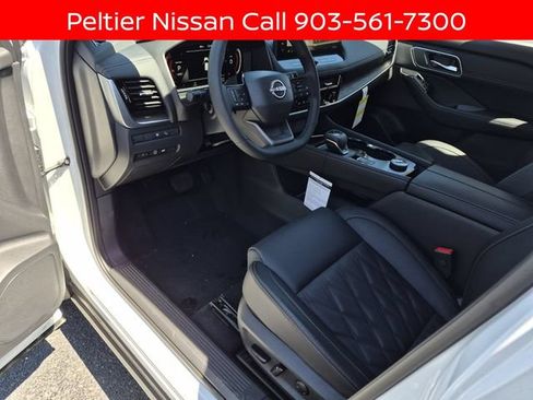 New 2026 Nissan Rogue Platinum w/ Platinum Premium Package AWD/4WD image 10