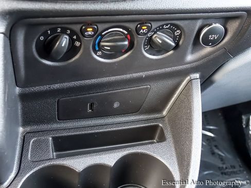 Used 2018 Ford Transit 150 XL RWD image 16