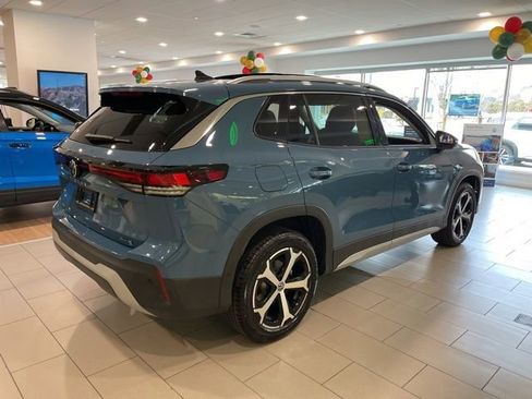 New 2026 Volkswagen Tiguan SE image 4