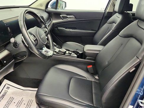 Used 2023 Kia Sportage EX AWD/4WD image 17