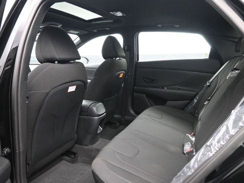 New 2026 Hyundai Elantra SEL Sport Premium FWD image 24