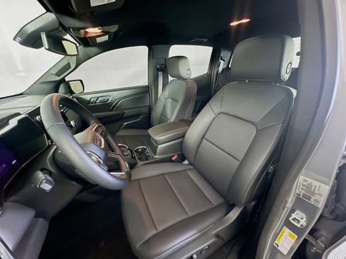 Used 2024 GMC Canyon Elevation w/ Elevation Premium Package image 13