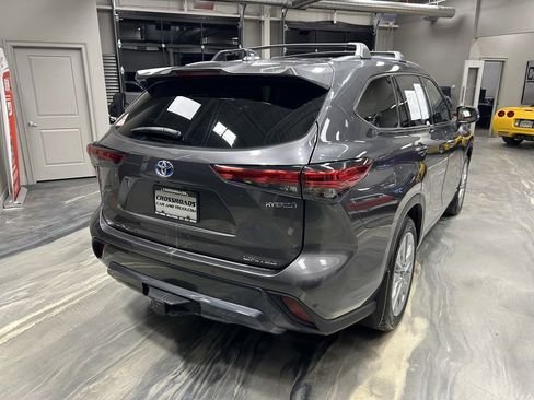 Used 2022 Toyota Highlander Limited image 34