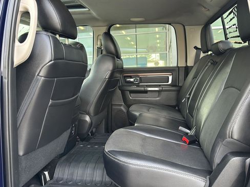 Used 2016 RAM 1500 Laramie w/ Convenience Group image 9