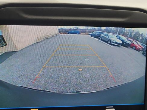 Used 2021 Chevrolet Silverado 1500 LT image 20