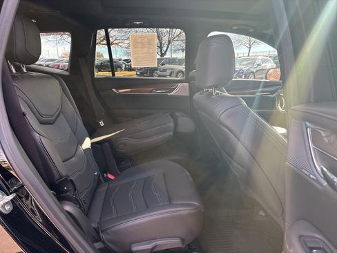 Certified 2025 Cadillac XT6 Sport w/ Platinum Package image 23