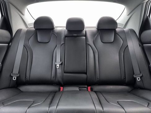 New 2026 Hyundai Elantra Limited FWD image 16