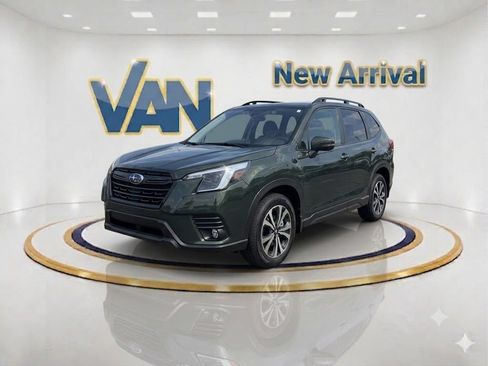 Used 2024 Subaru Forester Limited AWD/4WD image 1