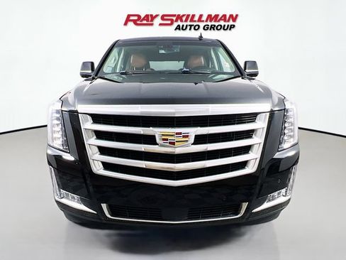 Used 2015 Cadillac Escalade Premium AWD/4WD image 2