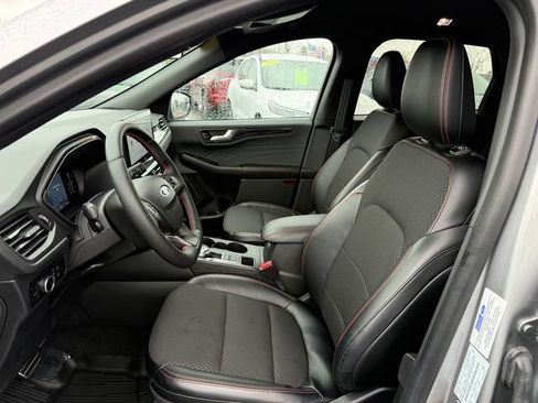 Certified 2024 Ford Escape ST-Line w/ Tech Pack #1 AWD/4WD image 7