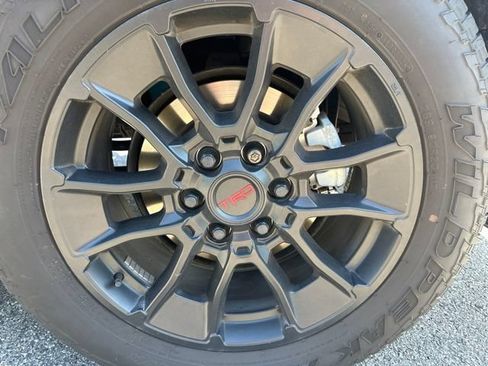 Used 2025 Toyota Sequoia Platinum w/ TRD Off-Road Package AWD/4WD image 5