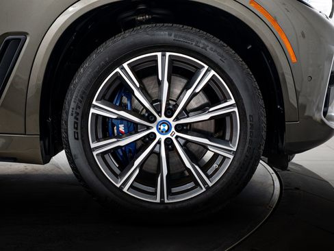 Used 2023 BMW X5 xDrive45e w/ Executive Package image 27