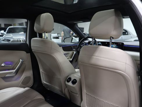 Used 2019 Mercedes-Benz A 220 w/ Premium Package image 22