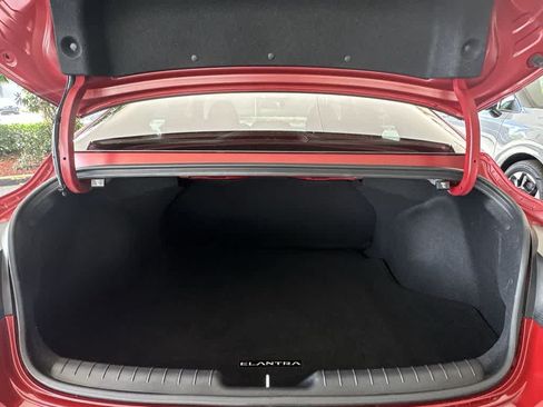 Used 2024 Hyundai Elantra SEL FWD image 25