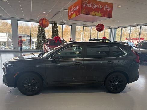 Used 2025 Honda CR-V Sport Touring image 8