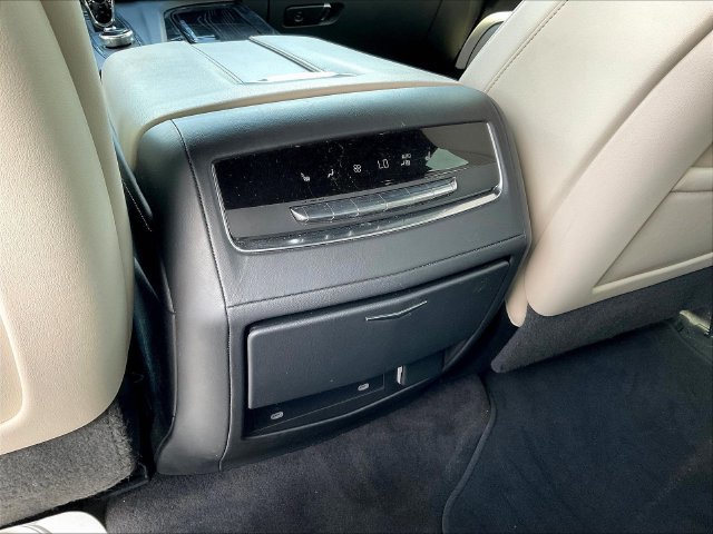 Used 2022 Cadillac Escalade ESV Sport RWD image 12