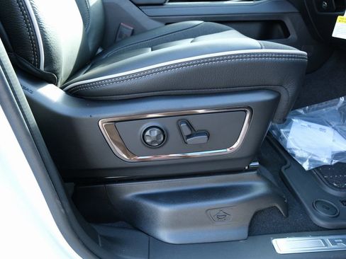 New 2026 RAM 1500 Limited image 34