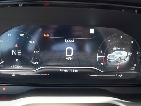 Used 2022 GMC Yukon Denali AWD/4WD image 14