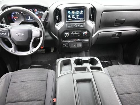 Used 2019 Chevrolet Silverado 1500 Custom Trail Boss w/ Custom Convenience Package AWD/4WD image 15